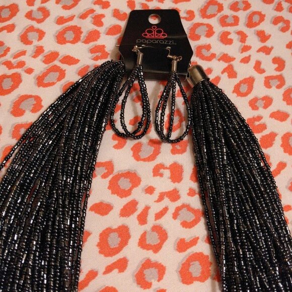 Paparazzi Ice Storm - Blue Sead Bead Necklace - Picture 4 of 6